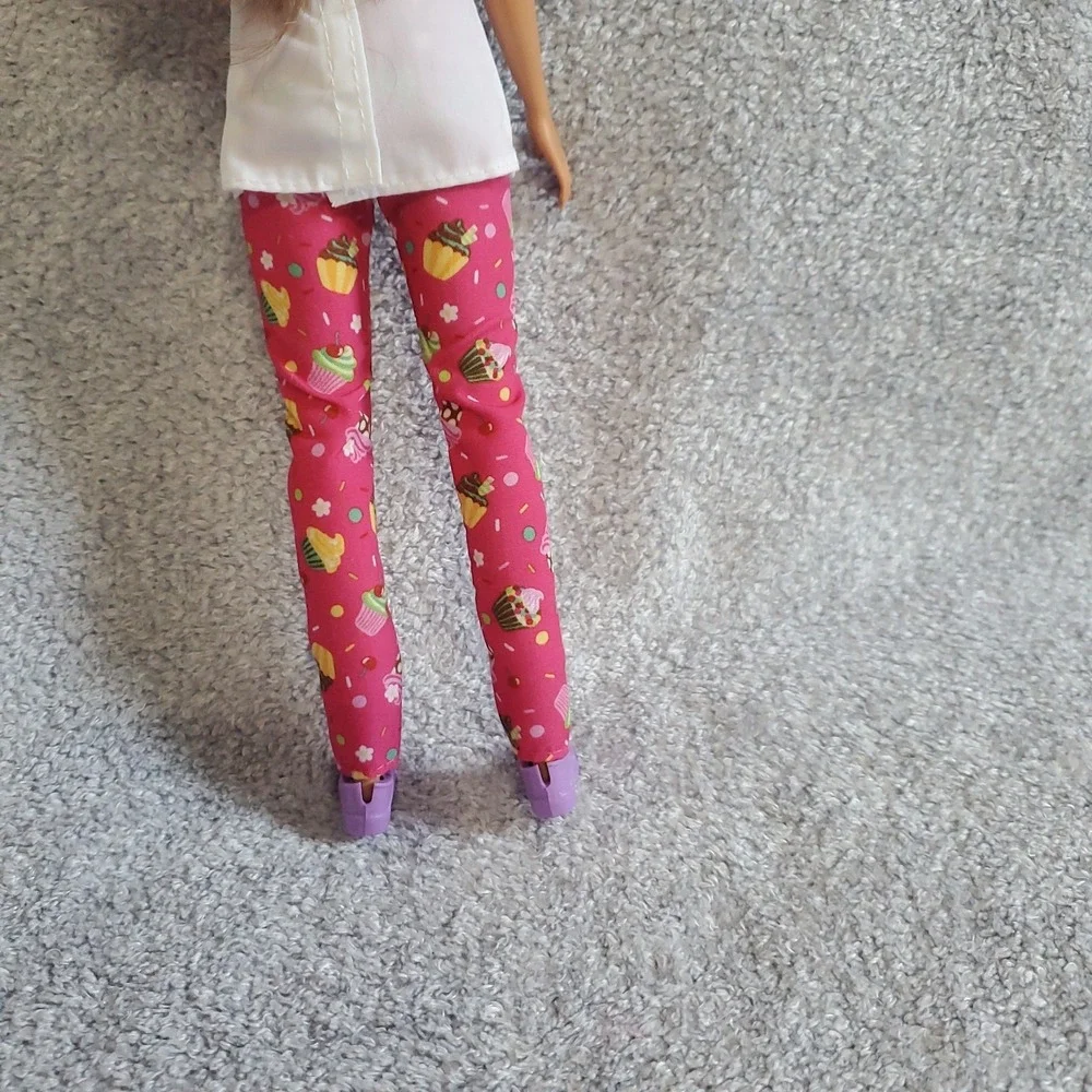 Mattel Barbie I Can Be Anything Pastry Chef Doll‎